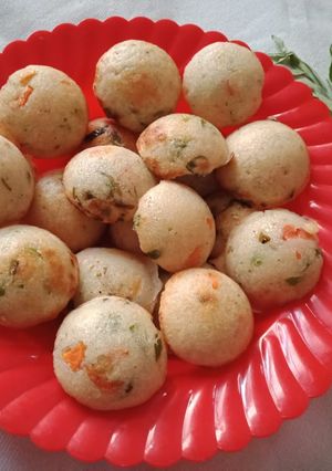 रवाअप्पे (rava appe recipe in hindi) रेसिपी मुख्य फोटो