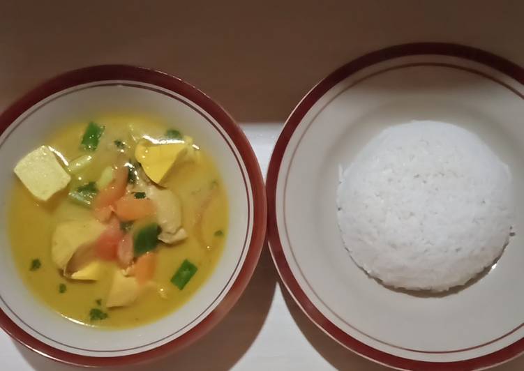 Opor ayam + tahu