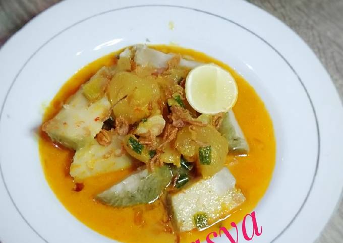 Lontong Kikil