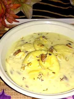 रसमलाई (Rasmalai recipe in hindi) रेसिपी मुख्य फोटो