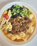 Bánh Mướt Sốt Vang