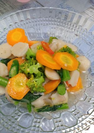 Foto resep Tumis Brokoli, wortel dan bakso