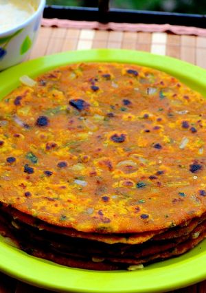 A picture of Mix Veg - Dal Parathe.