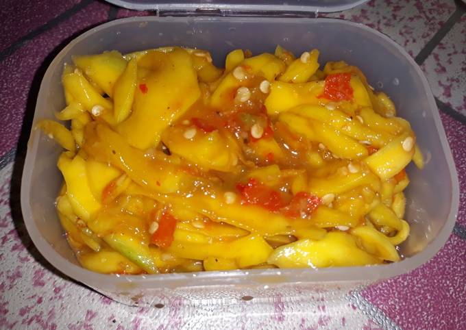 SAMBAL MANGGA PEDAS MANIS ASEM #BikinRamadanBerkesan