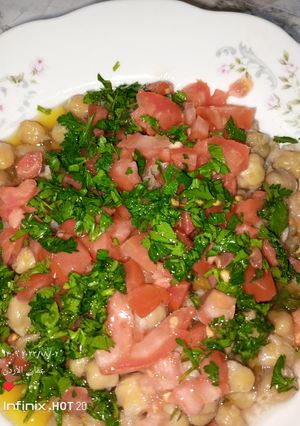 صورة لوصفة حمص بالخضار