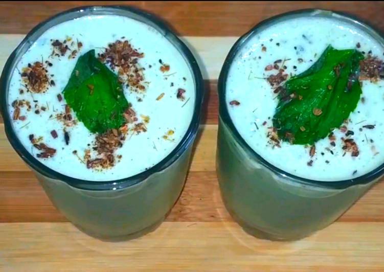 How to Prepare Any-night-of-the-week Masala chaas / masala lassi