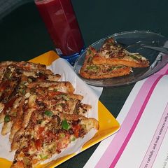 A picture of Tawa bread pizza.