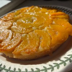 A picture of Upside-Down Peach and Lemon Cake.