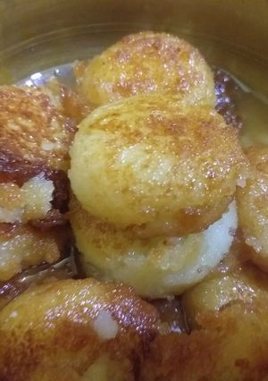 সুজির রস বড়া(sooji ros bora recipe in Bengali) রেসিপির প্রধান ছবি