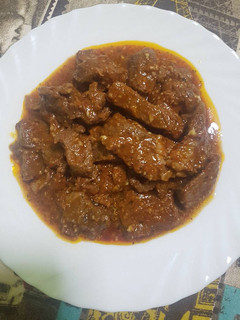 Una foto de Carne a la albahaca en olla rápida