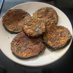 A picture of Brinjal slice.