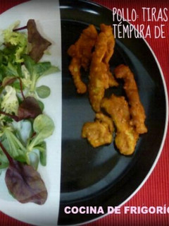 Una foto de Pechuga de pollo en témpura de anacardos