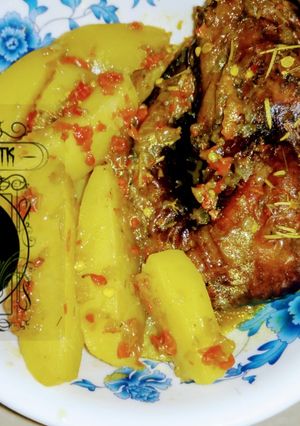 A picture of Irish potatoes with smoked fish.