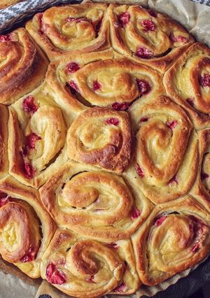Epres-vaníliás csiga 🍓 recept fotója