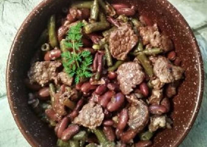Говядина с белой фасолью