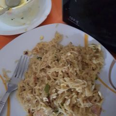 A picture of Noodles.