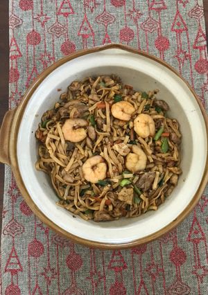 Foto resep Cage free chicken noodles stir fry / mie goreng ayam kampung