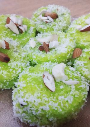 ब्रेड चमचम (Bread chamcham recipe in Hindi) रेसिपी मुख्य फोटो