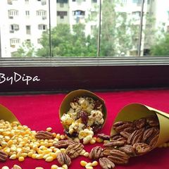 A picture of Caramel Pecan Popcorn.