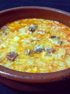 Una foto de Sopa de ajos con chorizo