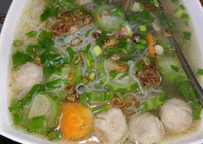 Resep 05.Sayur bening gambas/oyong,bakso, wortel, Enak