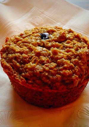 A picture of Banana Oat Muffins.