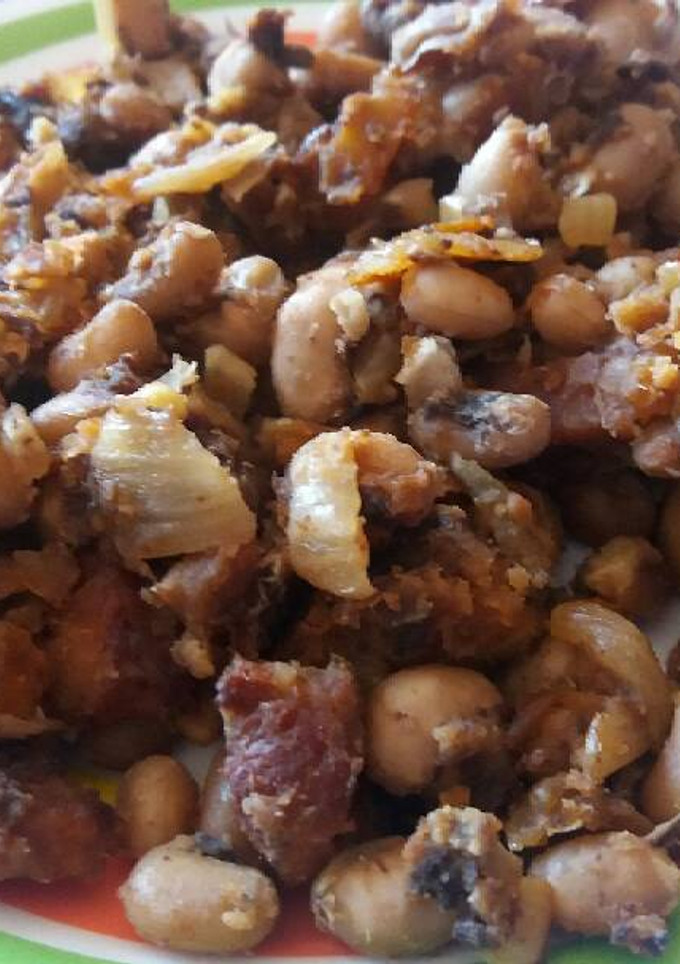 Una foto de Fesolets con tocino y morcilla