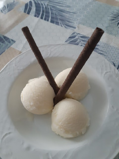 Una foto de Helado de melón piel de sapo