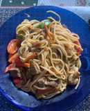 Fideos con verduras al wok con salsa de soja