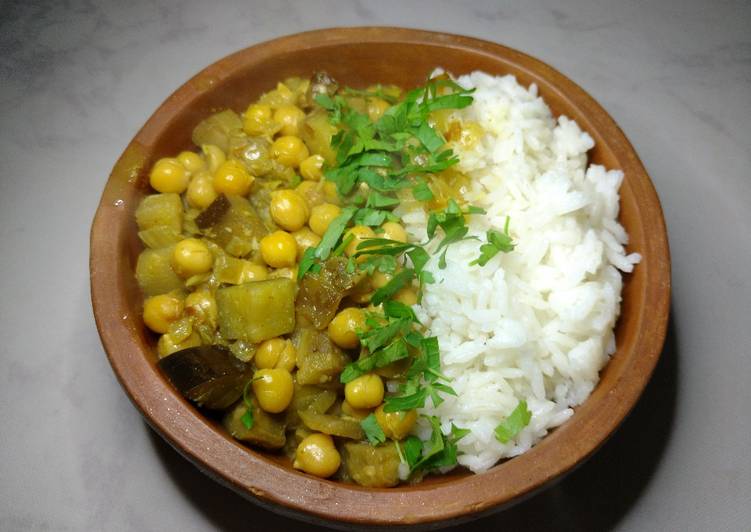 Curry de garbanzos y berenjena
