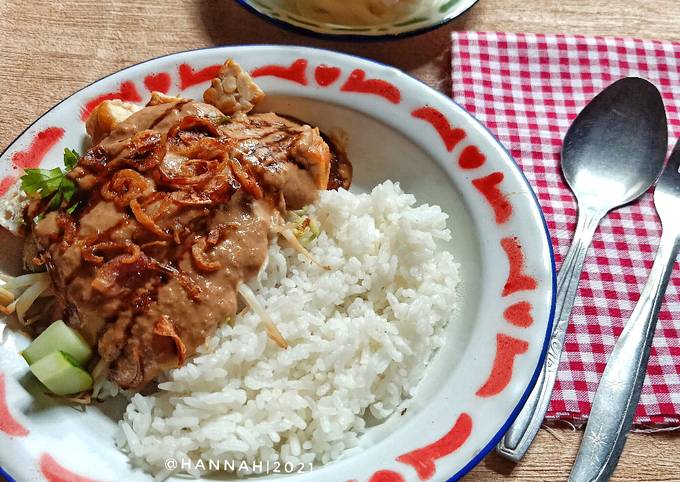 Resep Nasi Lengko Cirebon Oleh Hannah Cookpad