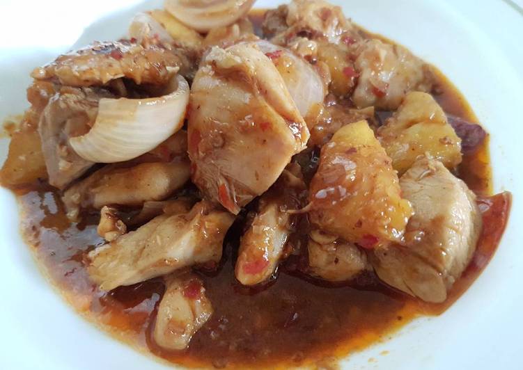 Easiest Way to Make Award-winning Stir Fry Chicken in Szechuan Hot Bean Sauce