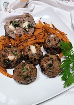 Foto di Polpette di friarielli con cuore filante
