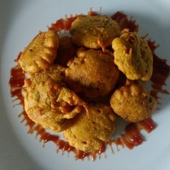 A picture of Green onion pakoda.