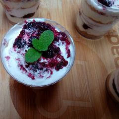 A picture of Blueberry Dessert#foodphotographychallenge.