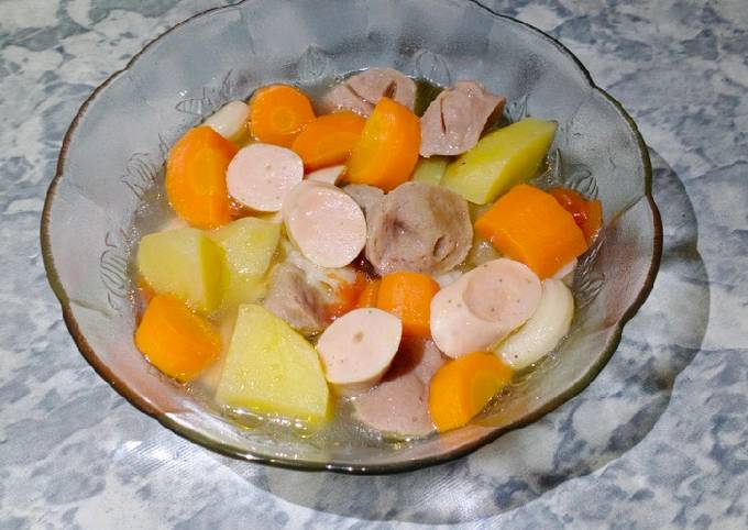 Sop Bakso Sosis ala Racik