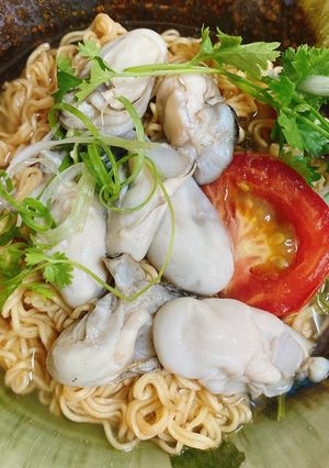 Hình của món Mì Gói Nấu Hàu.