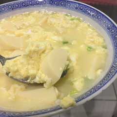 A picture of Sup Telur Tahu Sutera.
