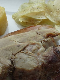 Una foto de Paletilla de lechón al horno