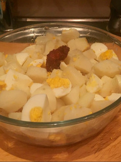 Una foto de Ensalada Templada de Papas y Huevos