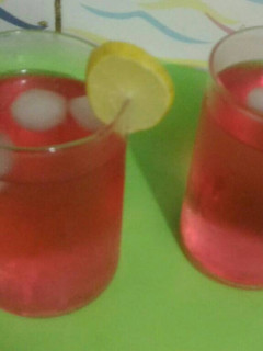 A picture of Rose lemonade.