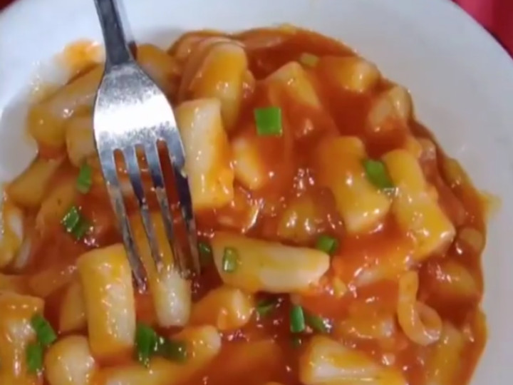 Langkah Mudah untuk Membuat Tteokbokki homade, Enak