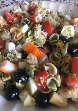 Una foto de Ensalada de pasta con vinagreta de pistachos