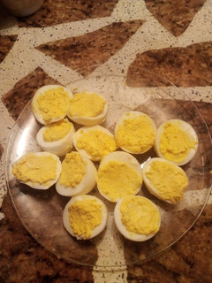 Una foto de Huevos rellenos