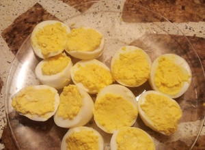 Una foto de Huevos rellenos