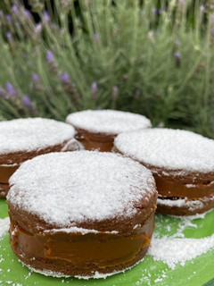 Una foto de Alfajores de chocolate - masa sablée