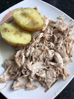Una foto de Muslos de pollo en olla express