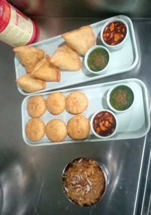 छोटा समोसा 🧑‍🍳 रेसिपी मुख्य फोटो