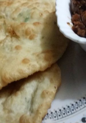A picture of Stuffed paneer bhature.