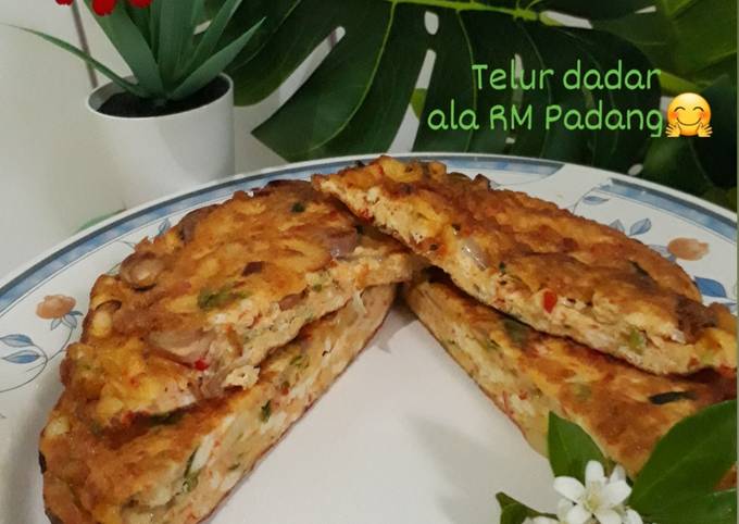 Telur dadar ala Rumah Makan Padang - cookandrecipe.com